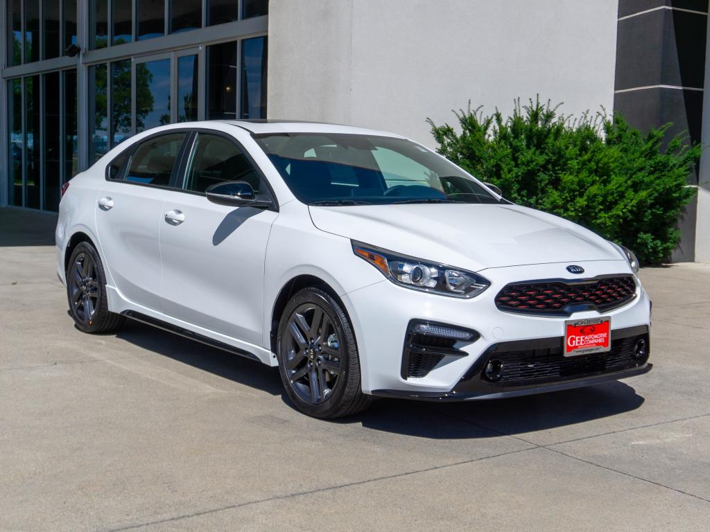 New 2020 Kia Forte GT-Line Front-Wheel Drive 4dr Car