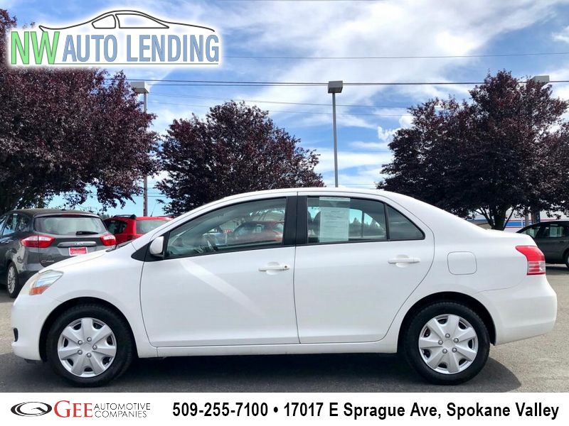 Pre-Owned 2007 Toyota Yaris Front-Wheel Drive 4 Door Sedan